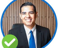 Robert Garcia photo