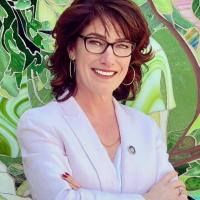 Mary Isaacson photo
